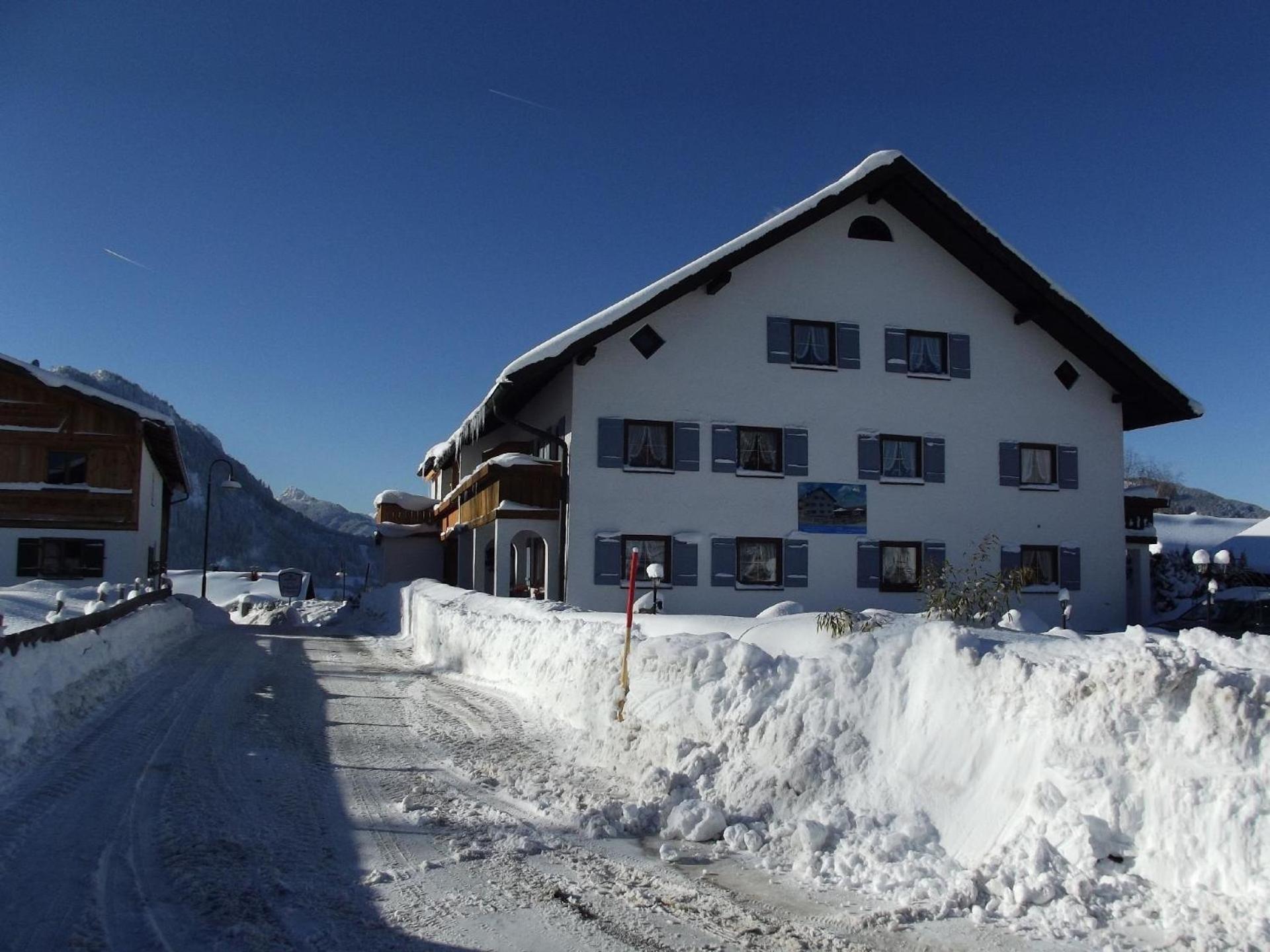Gemuetliche Ferienwohnung In Urigem Bauernhaus Pfronten Exterior foto